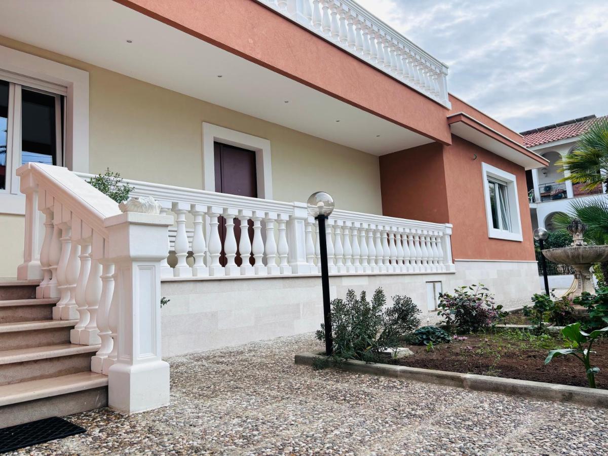 Villa Raffaele 特拉尼 外观 照片